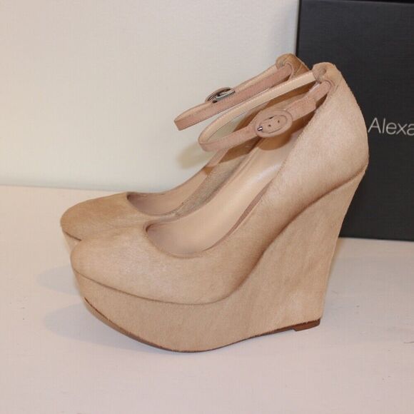 NEW Alexandre Birman Scarpin Nude Platform shoes size 7.5 - Picture 1 of 10